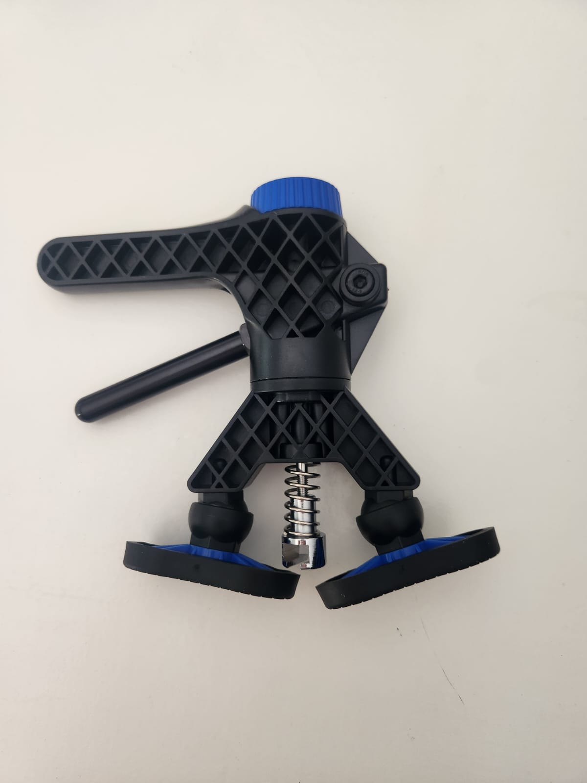 Pince de débosselage avec poignée/pied modulable